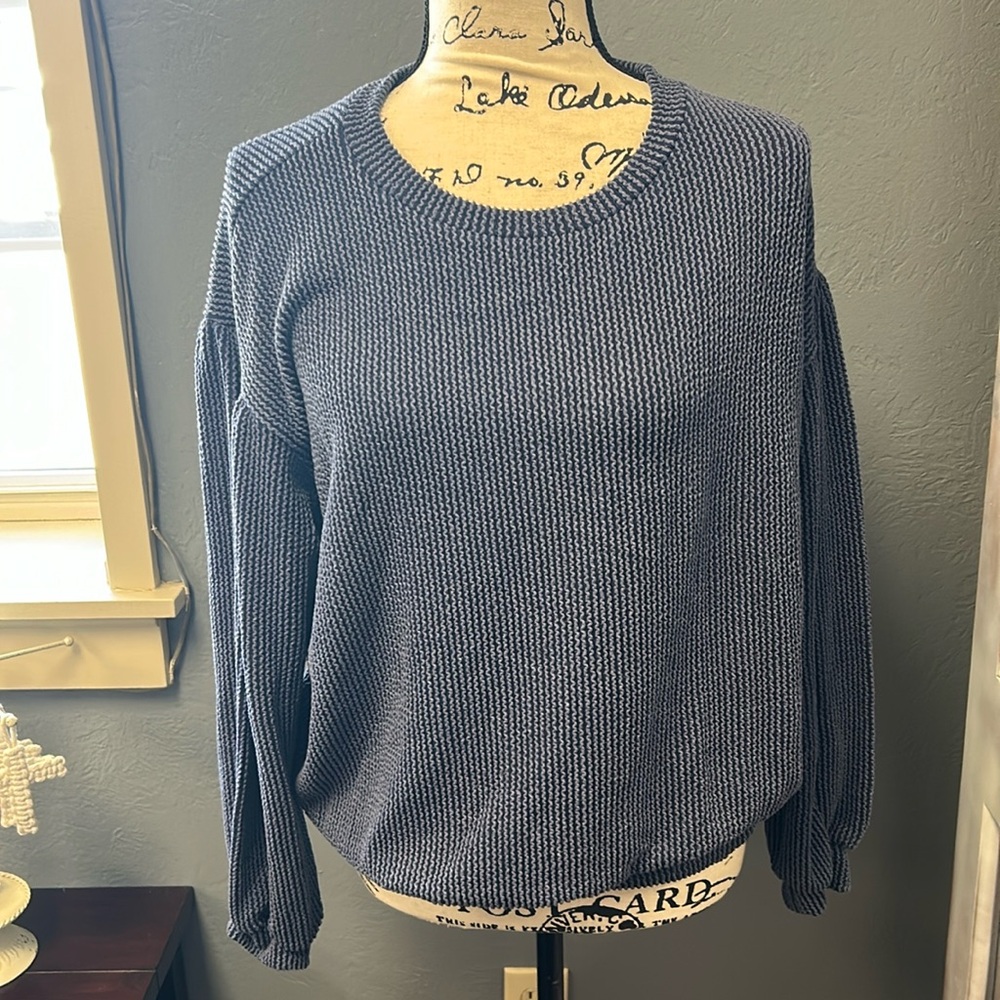 Soft, light weight, comfy sweater